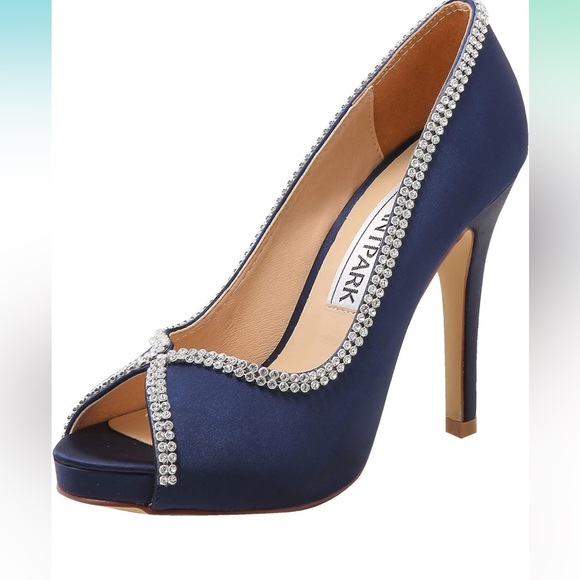 Women’s shoes - Picture 1 of 9